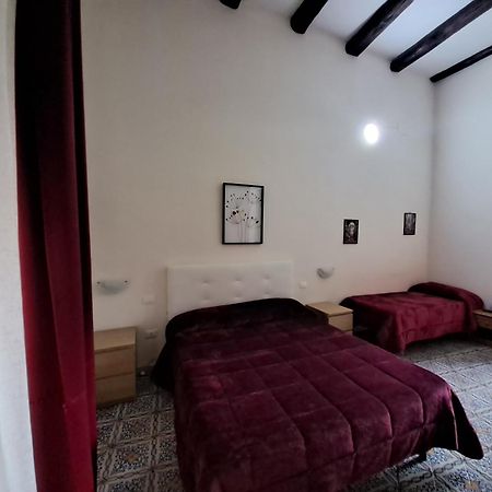 Come D'Incanto A Napoli Zimmer foto